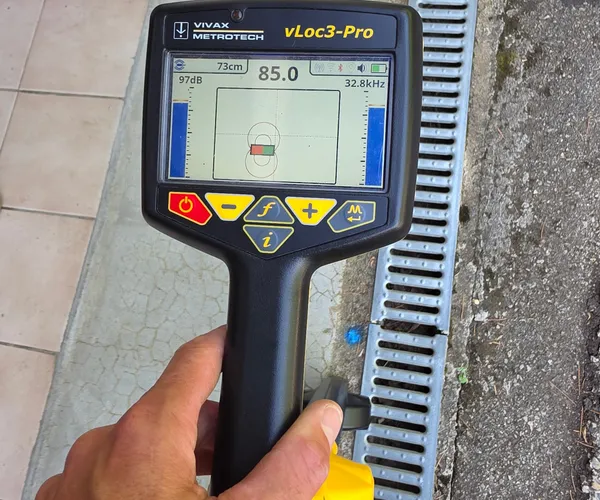 Localisateur de réseau Vivax vLoc3-Pro — cartographie de canalisation enterrée